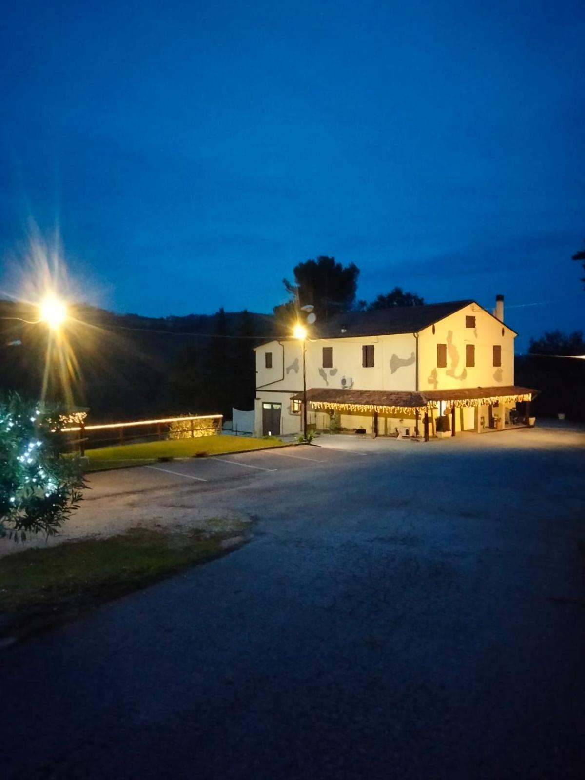 B&B Marcello & Francesca Urbino Exterior photo